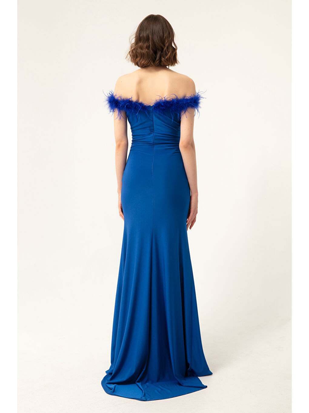 Mavi Kadın Saks Otrişli Kayık Yaka Yırtmaçlı Uzun Abiye Elbise-4