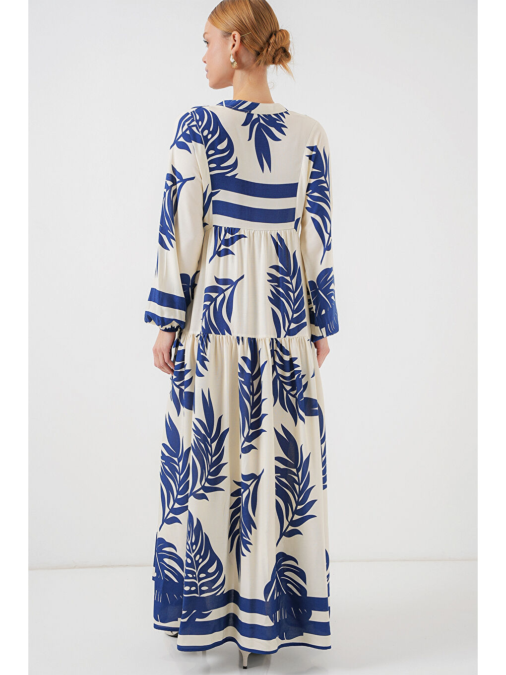 2423 Otantik Desenli Tesettür Elbise - Lacivert 0-5