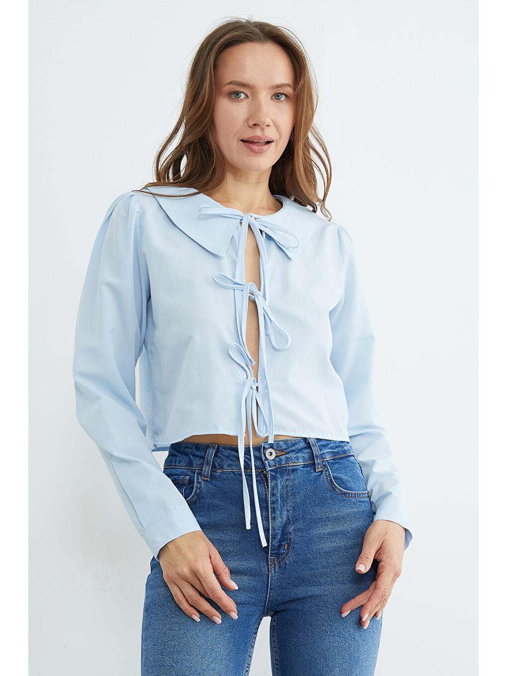 Mavi Önden Bağlamalı Bebe Yaka Crop Bluz