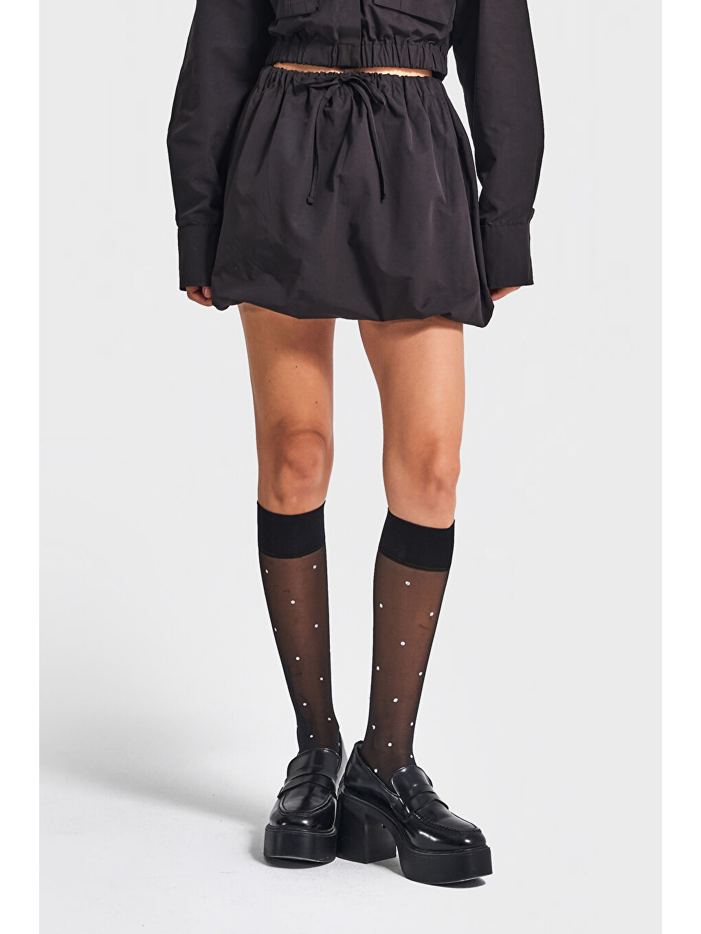 Kadın Siyah Renk w5-1 Balon Fit Tasarım Mini Etek