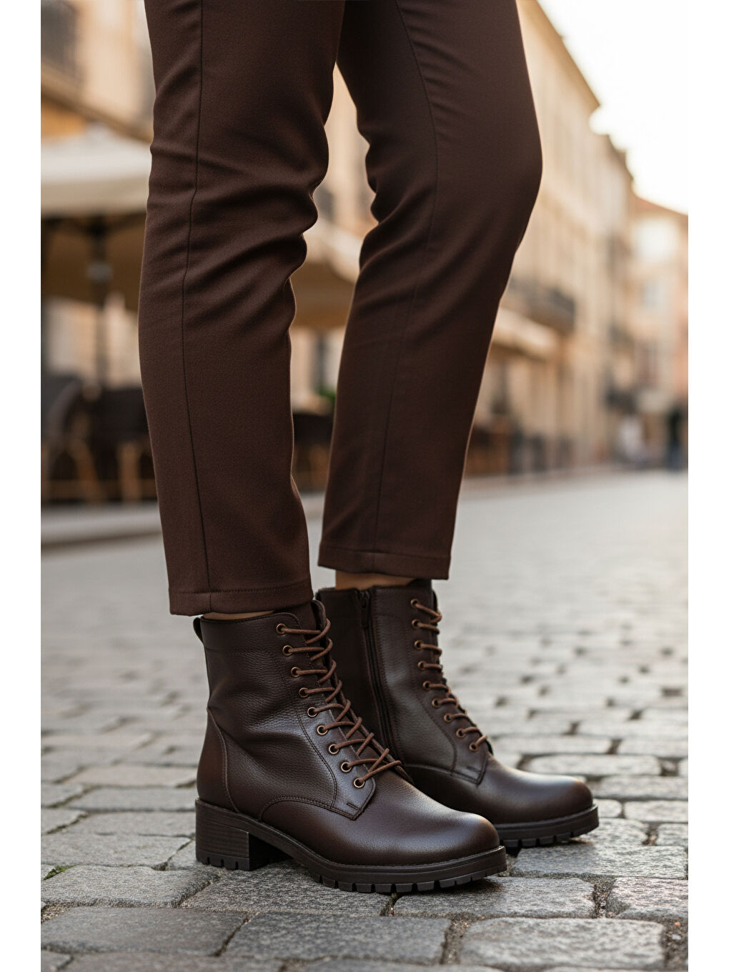 Kahverengi Kahve Hakiki Deri Bağcıklı Kadın Bot 2680-1 Z-2