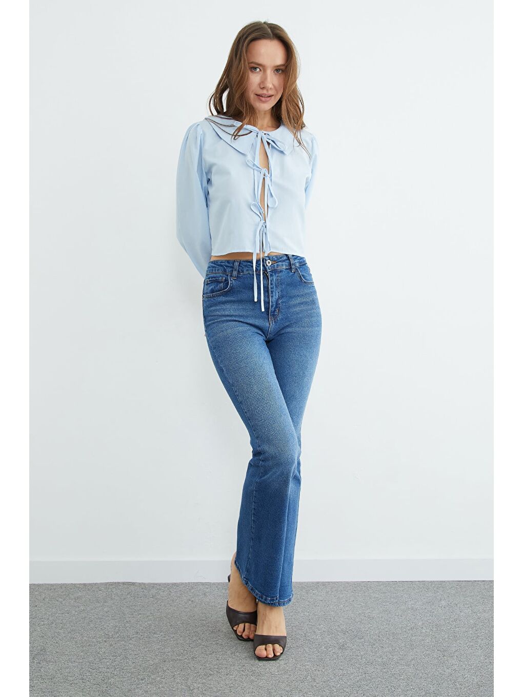 Mavi Önden Bağlamalı Bebe Yaka Crop Bluz-4