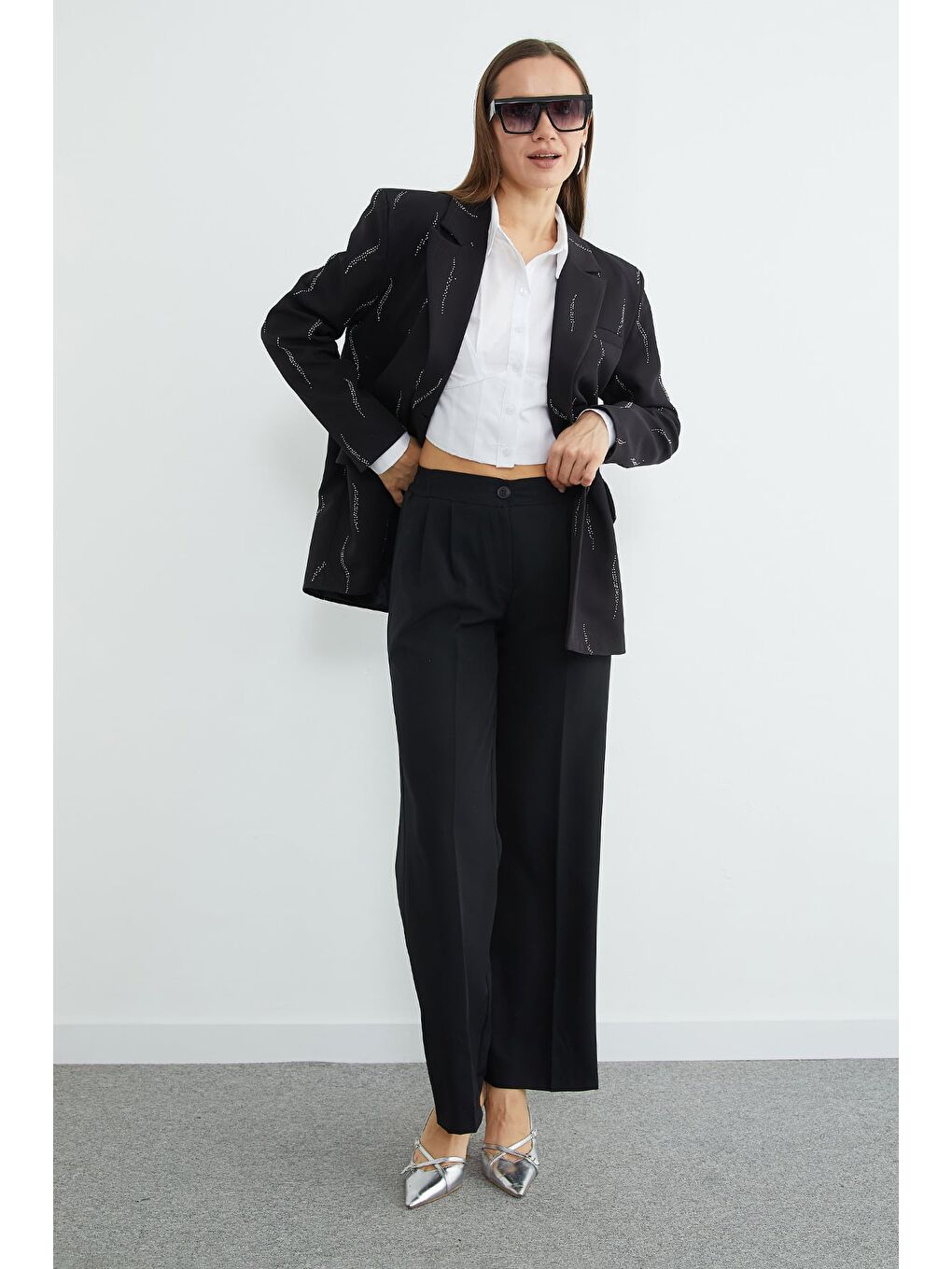 Siyah Taş Detaylı Blazer Ceket-3