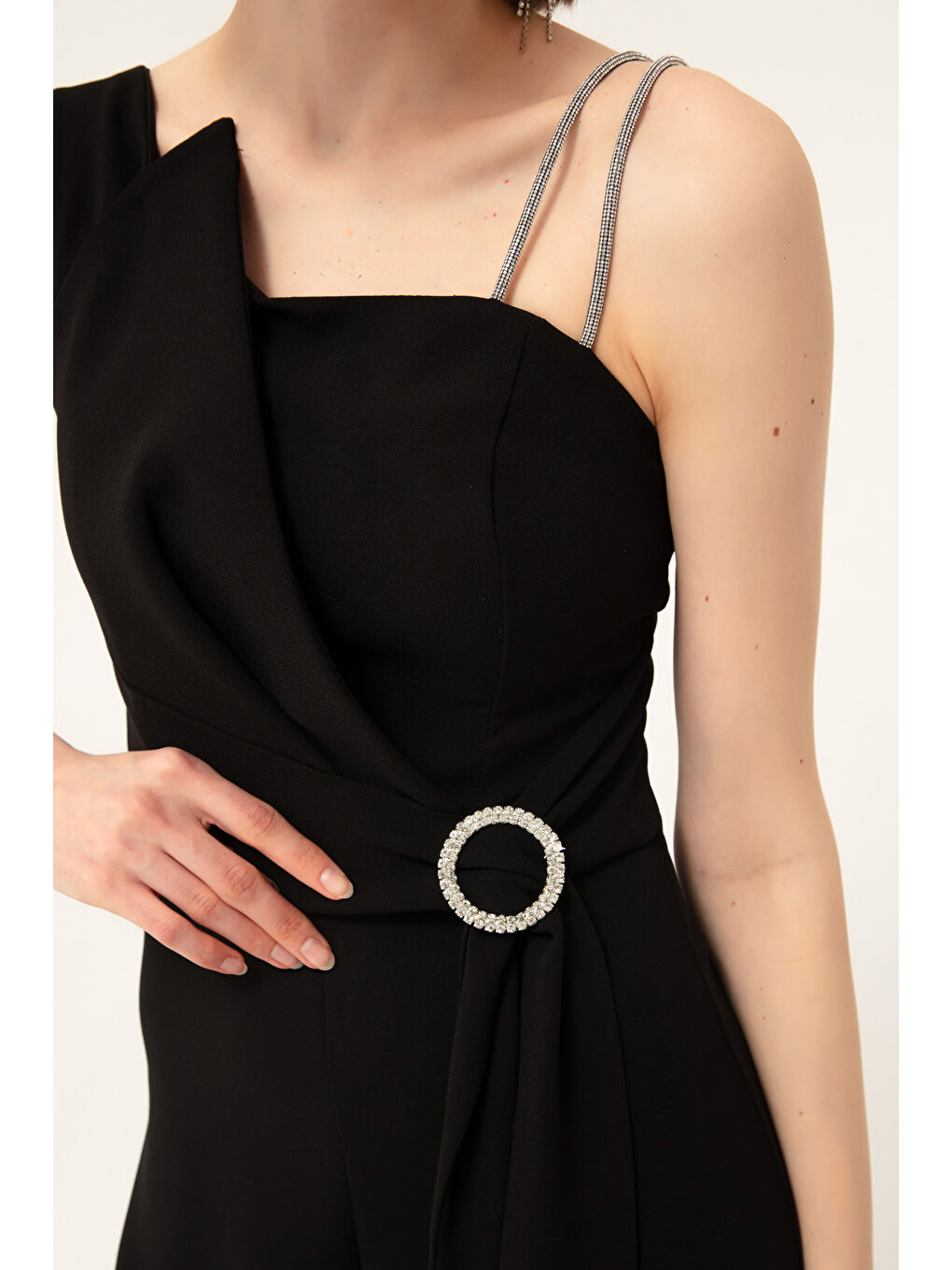 Kadın Siyah Tek Omuz Taşlı Abiye Tulum-3