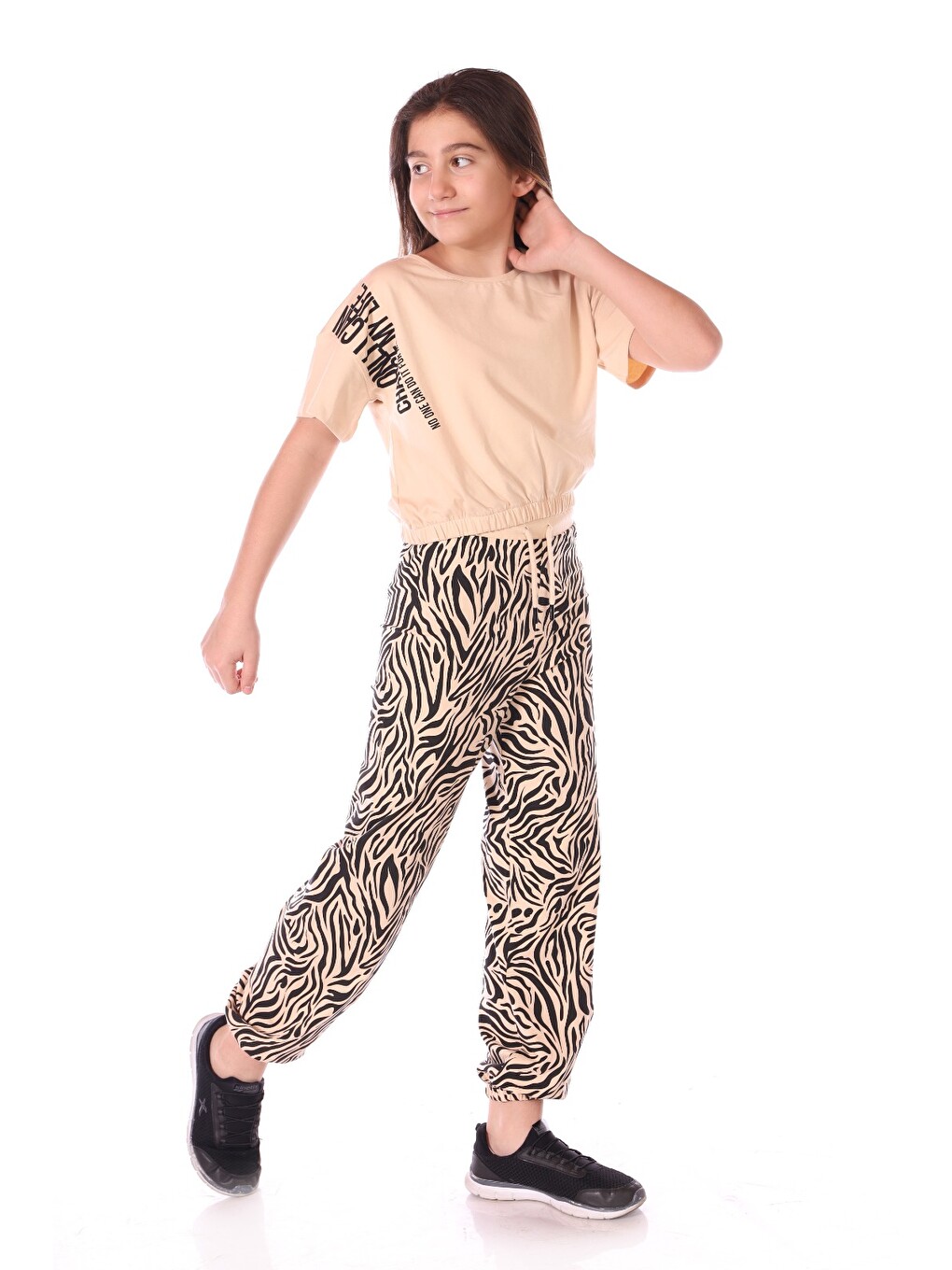 Bej Kız Çocuk Only I Can Yazılı Zebra Baskılı Eşofman Takım