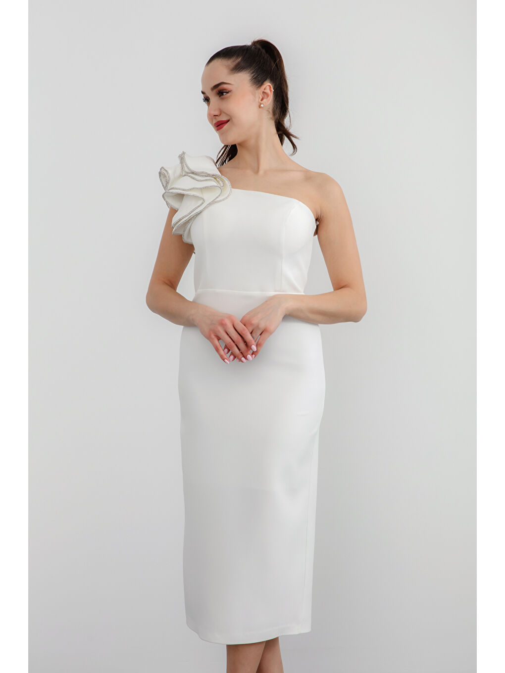 Kadın Beyaz Tek Omuz Midi Abiye Elbise-2
