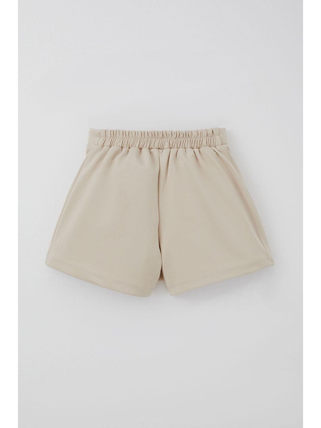 Bej Kız Çocuk Şort Etek Cep Kapağı Detaylı Düğme Aksesuarlı Taş (6-12 Yaş)-1