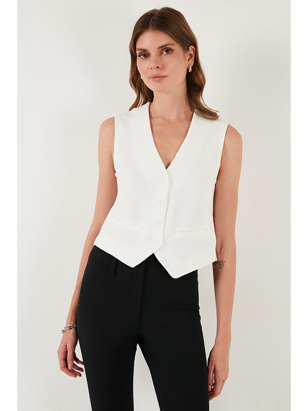 Beyaz Streç Fitted Fit V Yaka Düğmeli Kadın Yelek 5865971-3