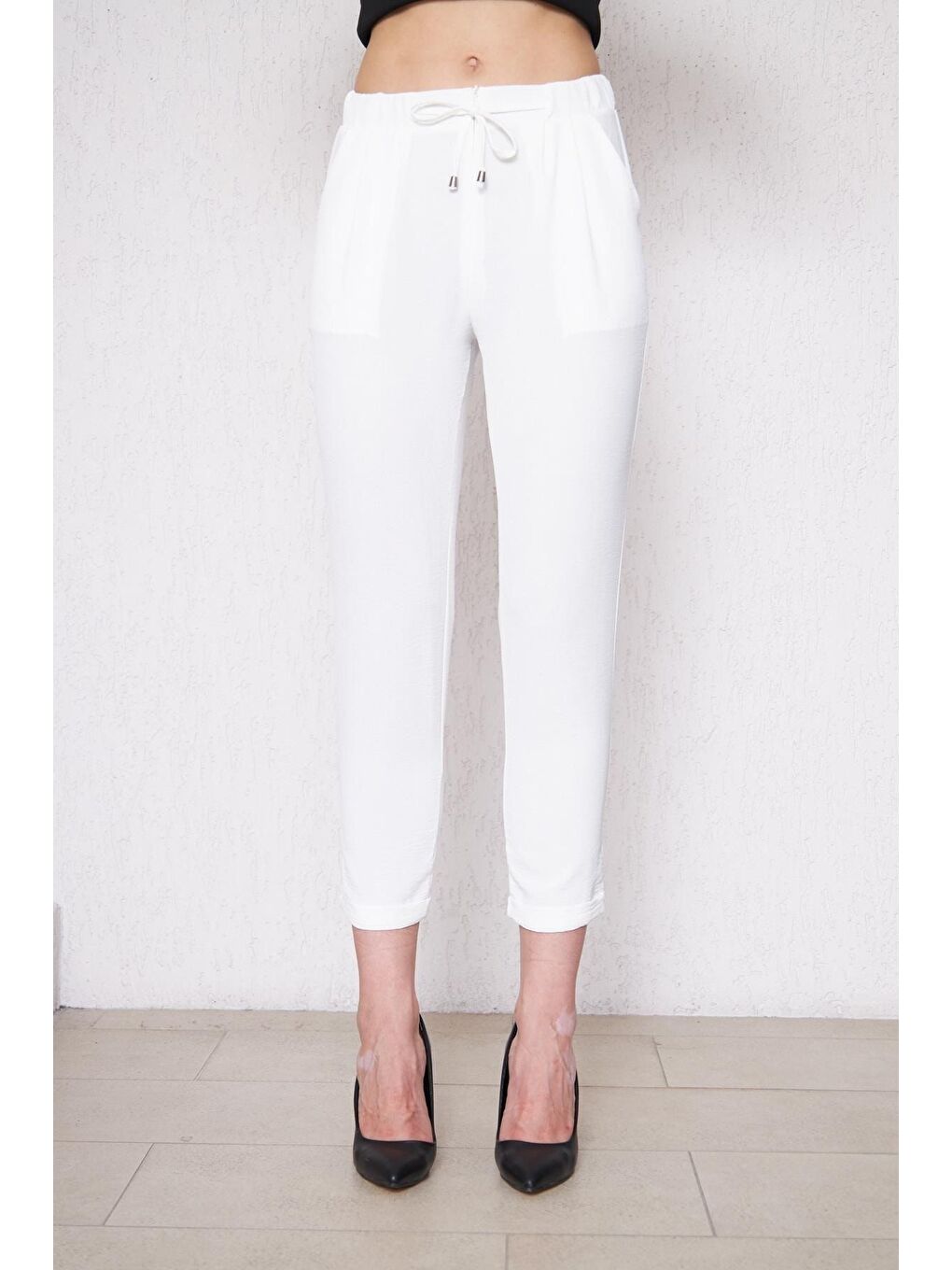 Kadın Beli Lastikli Aerobin Duble Paça Beyaz Pantolon-1