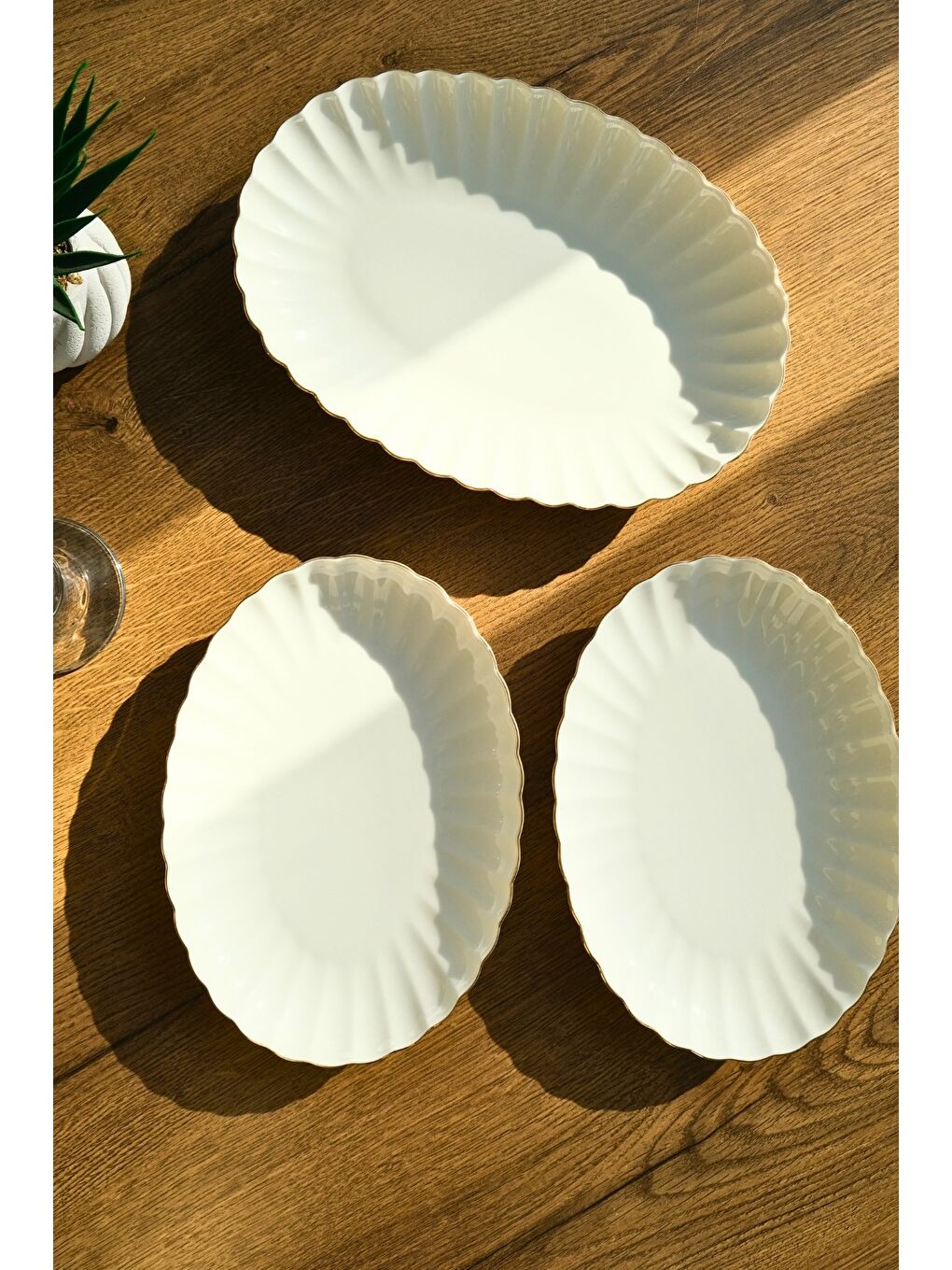 Ekru Bone Luz Form Kayık Tabak Seti Altın 3 Parça-3