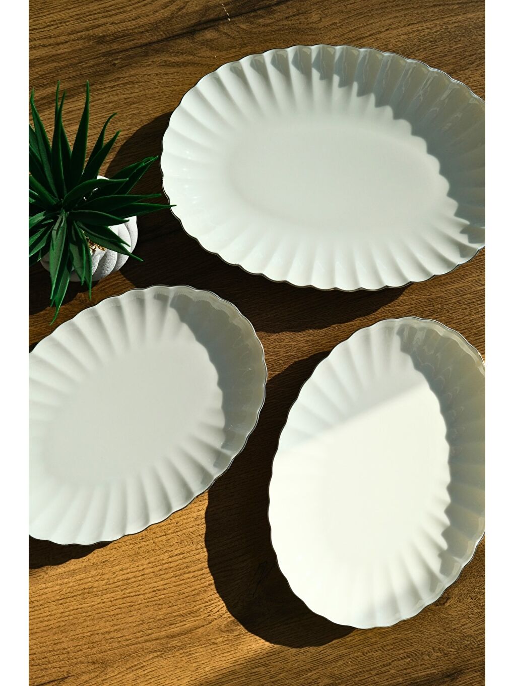 Ekru Bone Luz Form Kayık Tabak Seti Platin 3 Parça-3