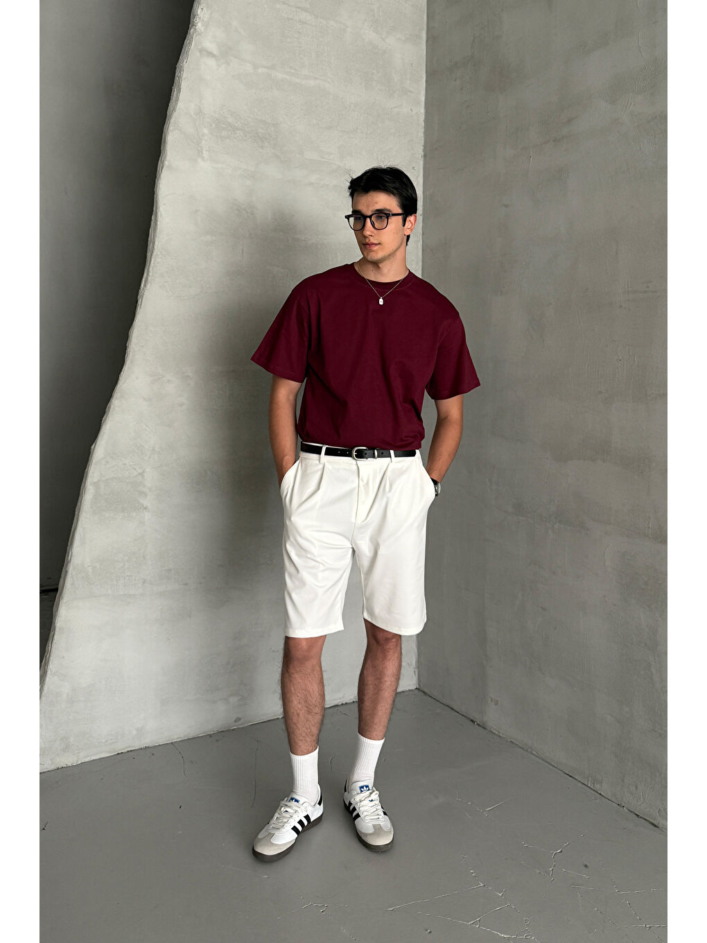 Beyaz Erkek Pileli Baggy Şort-3