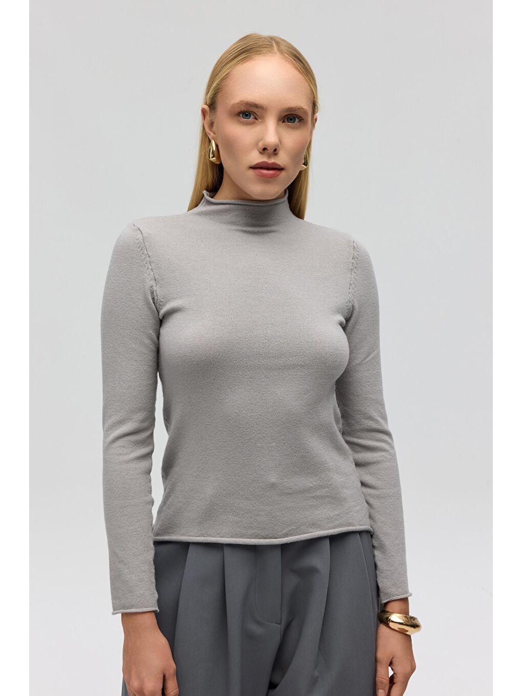 Serina Balıkçı Yaka Gri İnce Triko-3