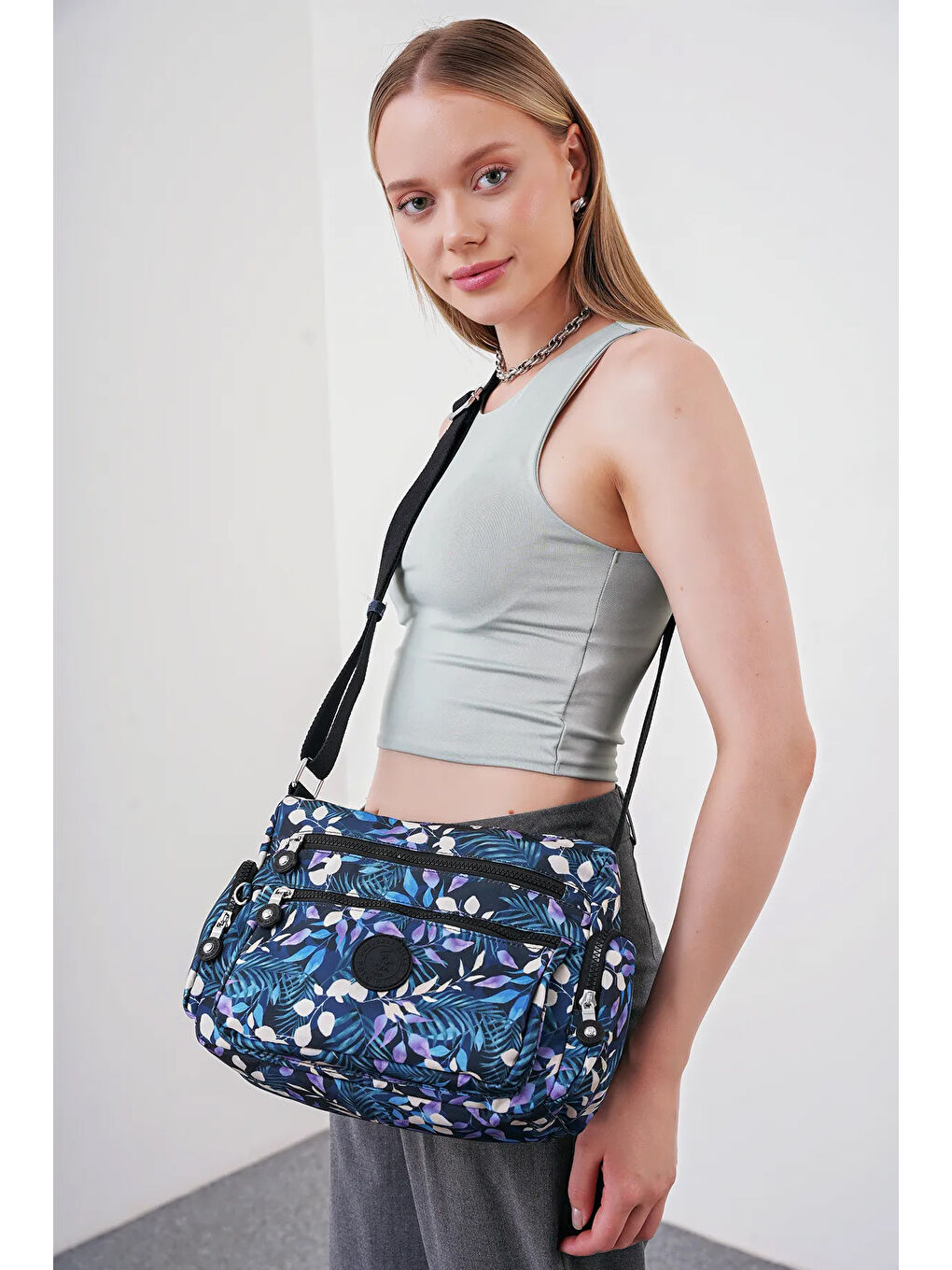 Siyah Çapraz Askılı Kadın Çanta BHPC6003-1