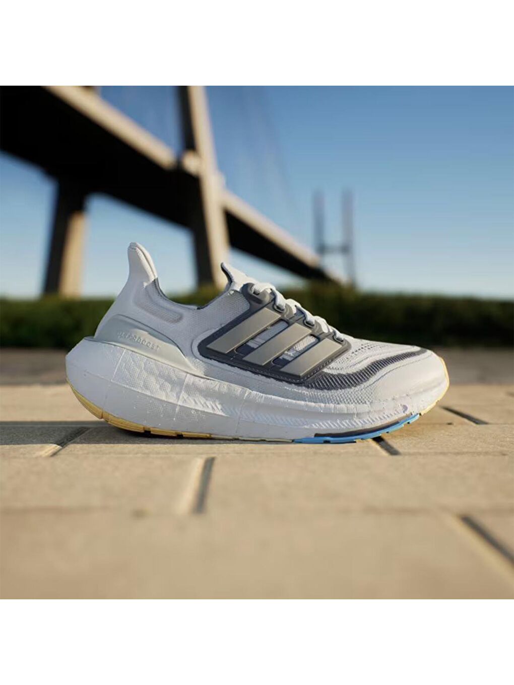 Ultraboost Light Kadın Mavi Yol Koşusu Ayakkabısı-3