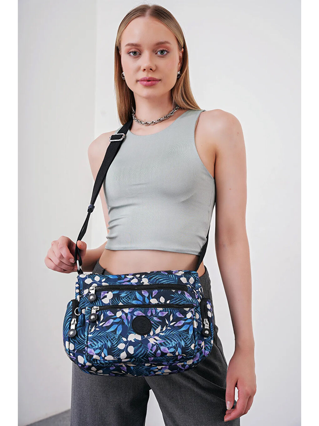 Siyah Çapraz Askılı Kadın Çanta BHPC6003-3