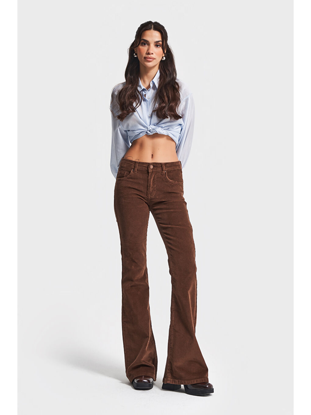 Kahverengi Kadın Açık Kahve 26w5-42 Flare Fit İnce Fitilli Velvet Esnek Kumaş Pantolon-3