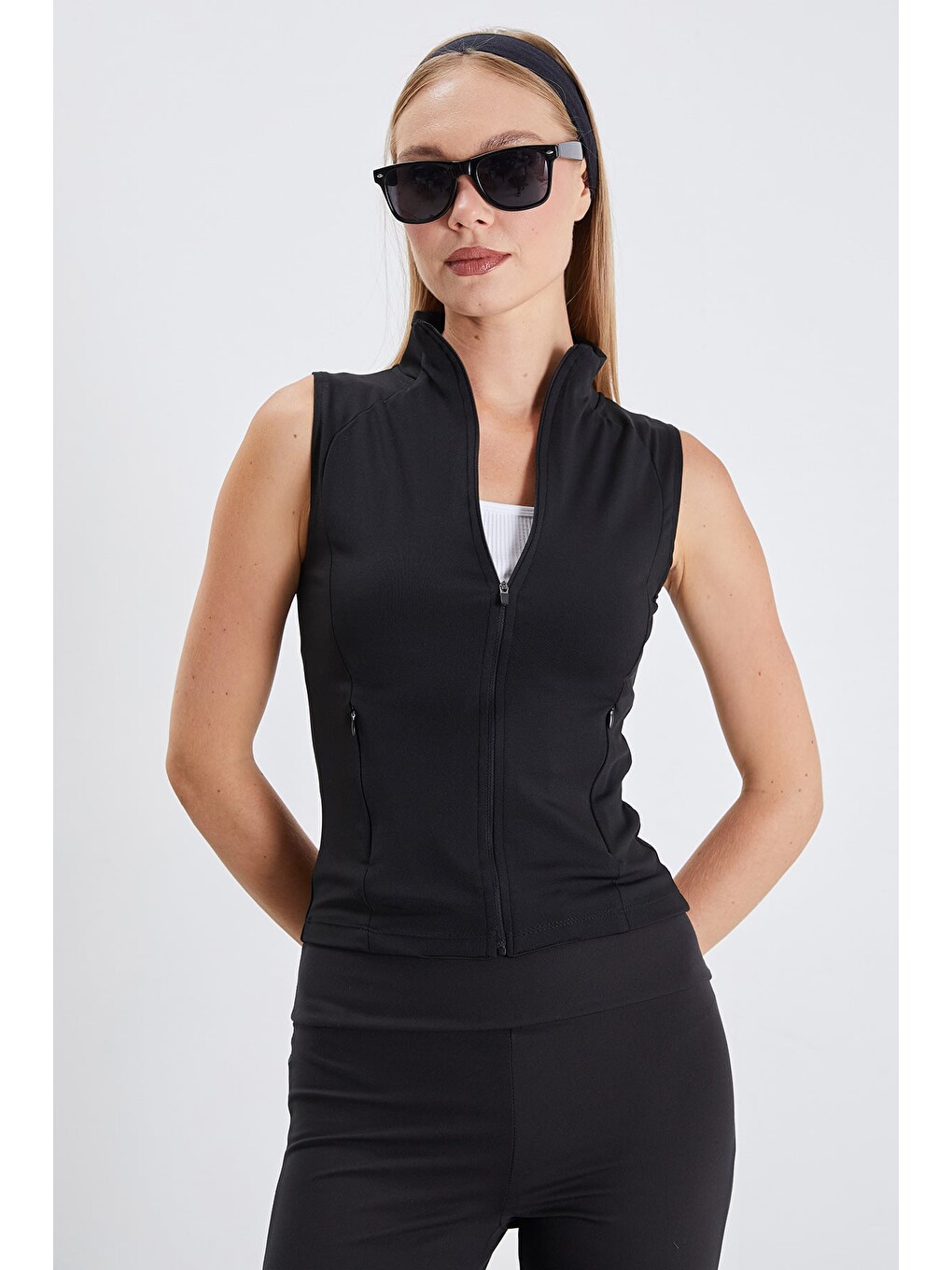 Siyah Dik Yaka Dalgıç Kumaş Slim Fit Yelek-2