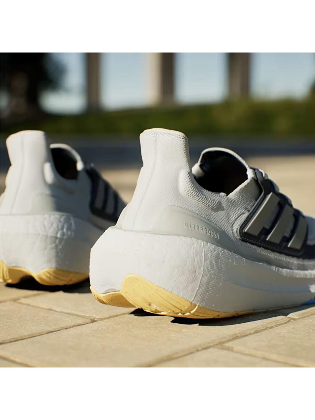 Ultraboost Light Kadın Mavi Yol Koşusu Ayakkabısı-8