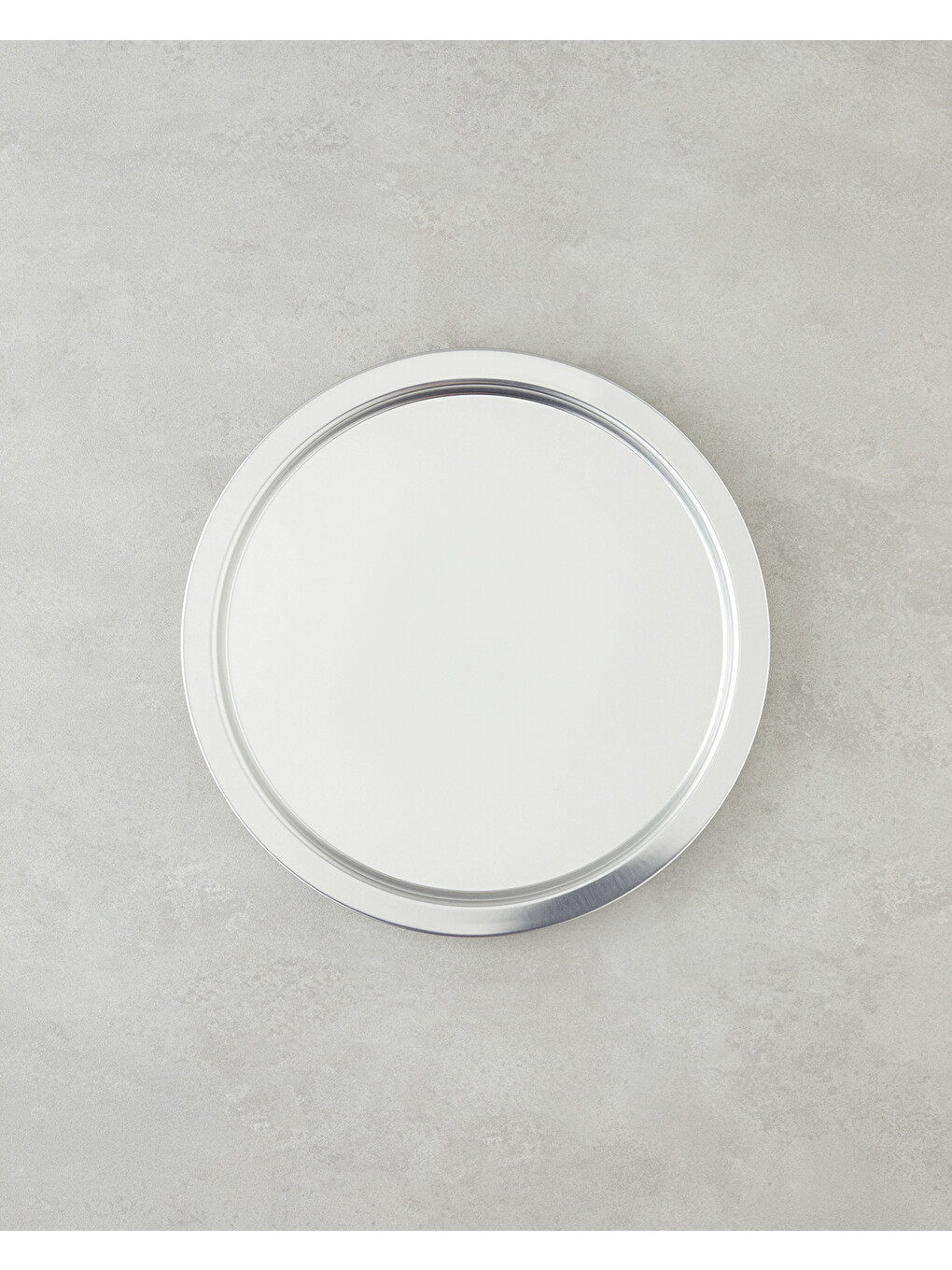 Gri Emma Metal Tepsi 31,5 Cm Silver
