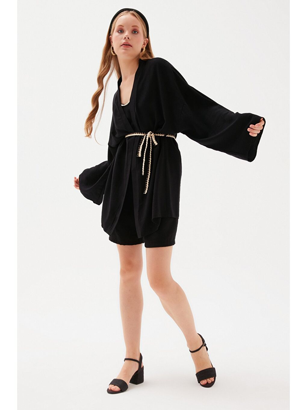 Kuşak Detaylı Salaş Kimono - Siyah-4