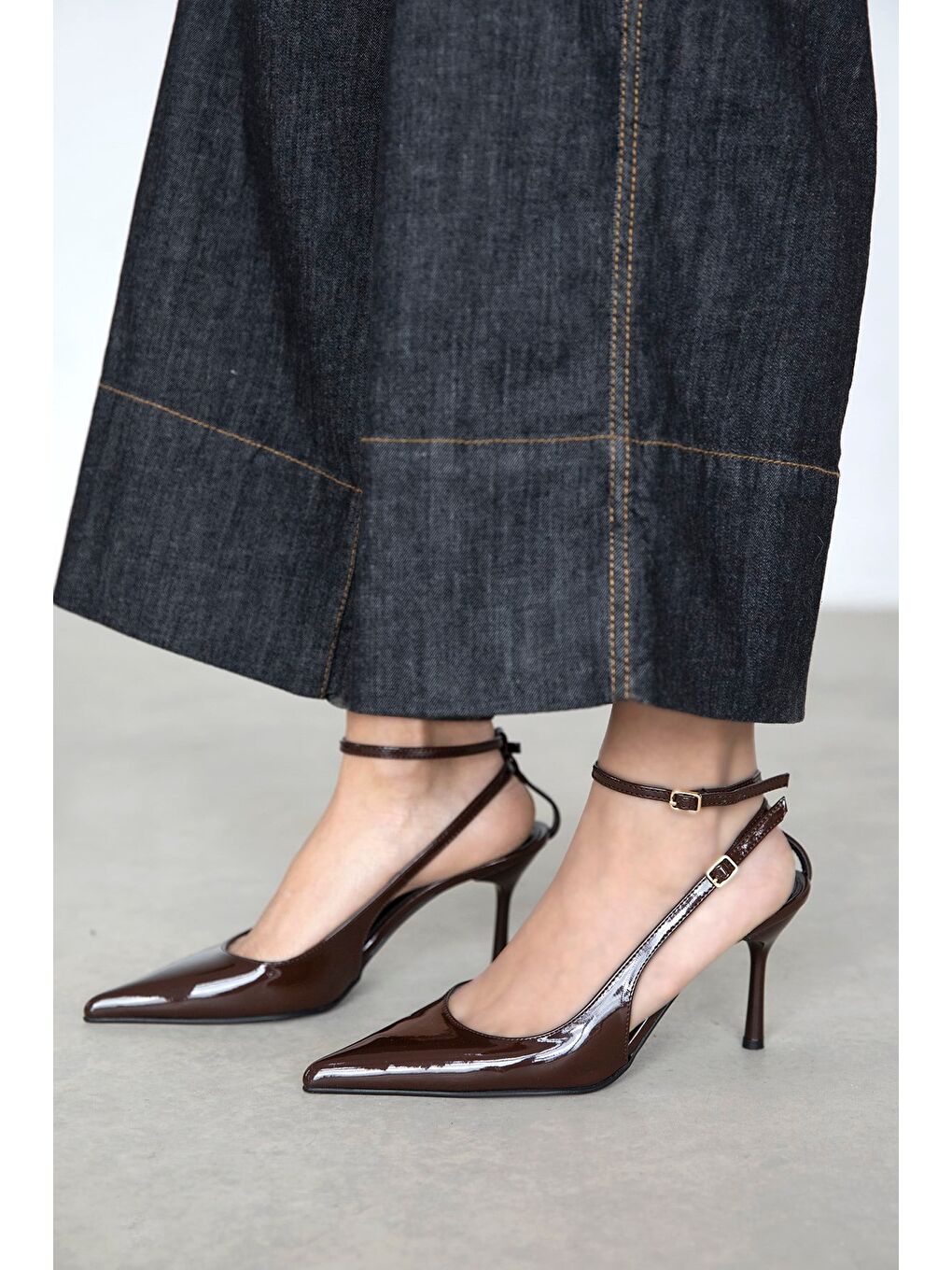 Kahverengi Mila Kadın Topuklu Rugan Ayakkabı Kahve-1