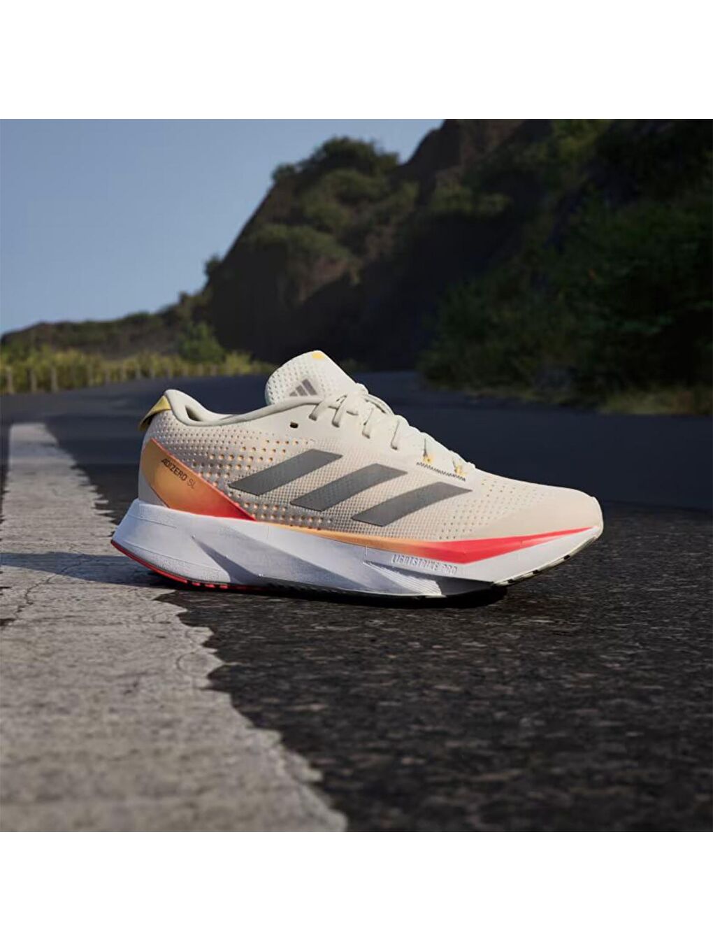 Siyah Adizero Sl Kadın Bej Yol Koşusu Ayakkabısı-1