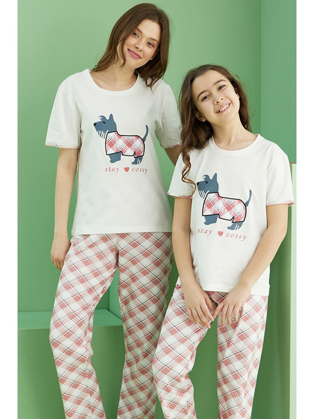Ekru Desenli Pamuklu Bisiklet Yaka Örme Pijama Takım25117086