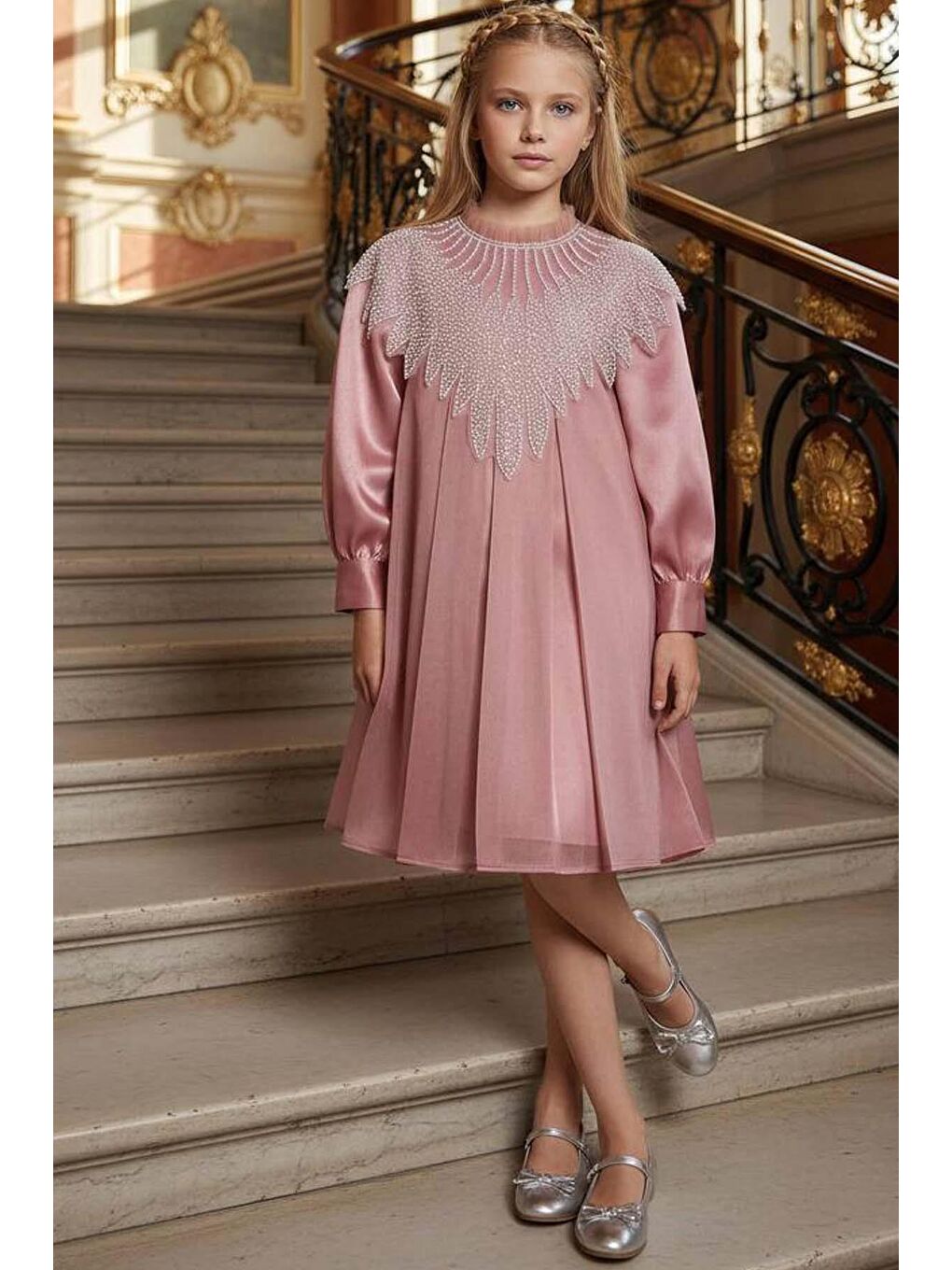 Pembe Kız Çocuk Yakası Fırfırlı ve Elmas Taştan Şal Detaylı Pliseli Şifon Gül Kurusu Elbise-1