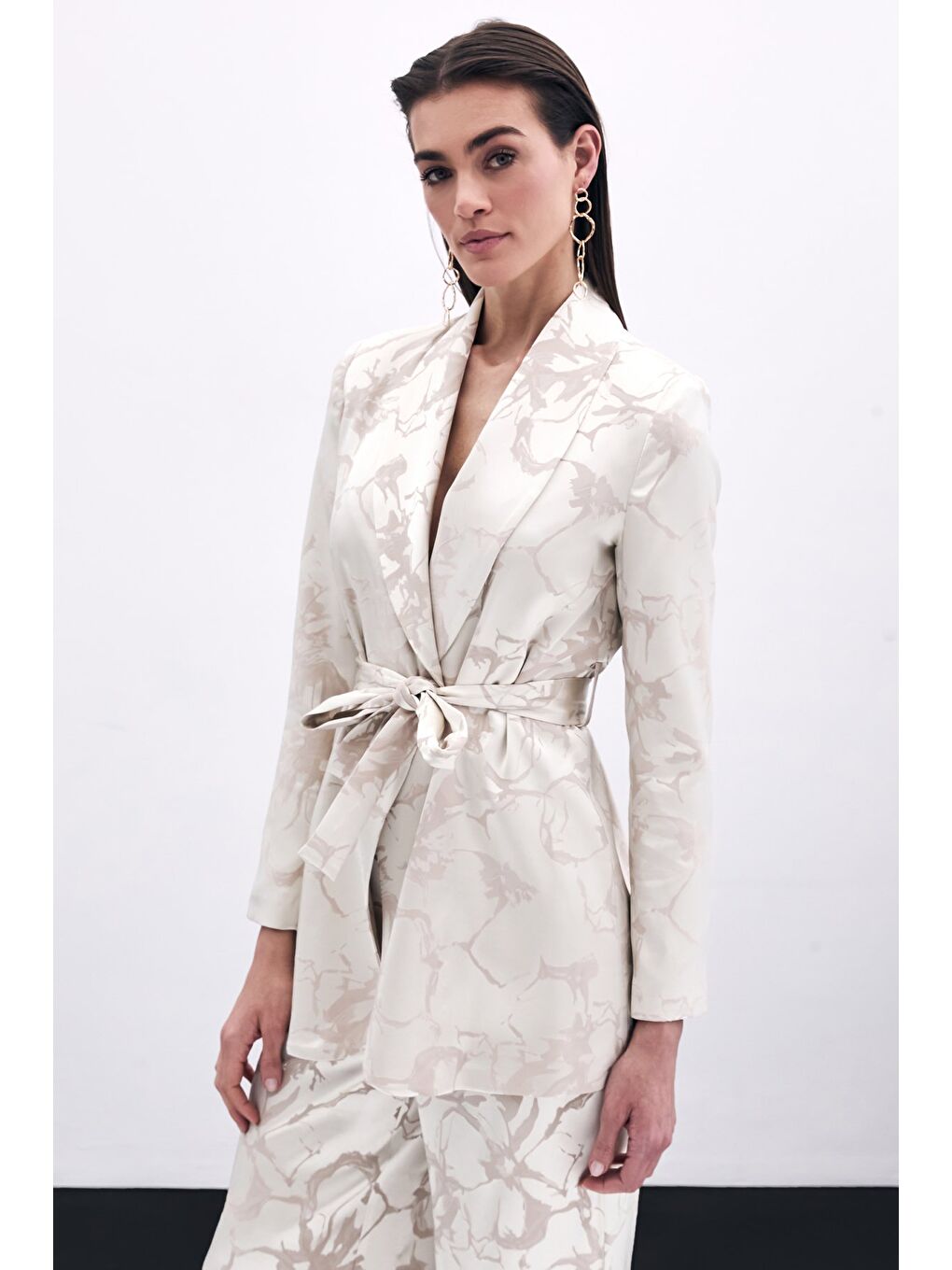 Desenli Uzun Ceket - Bej-2