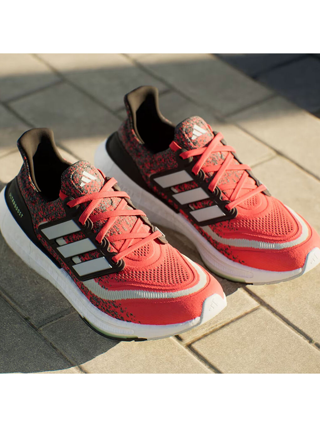 Kırmızı Ultraboost Light Erkek Yol Koşusu Ayakkabısı-1