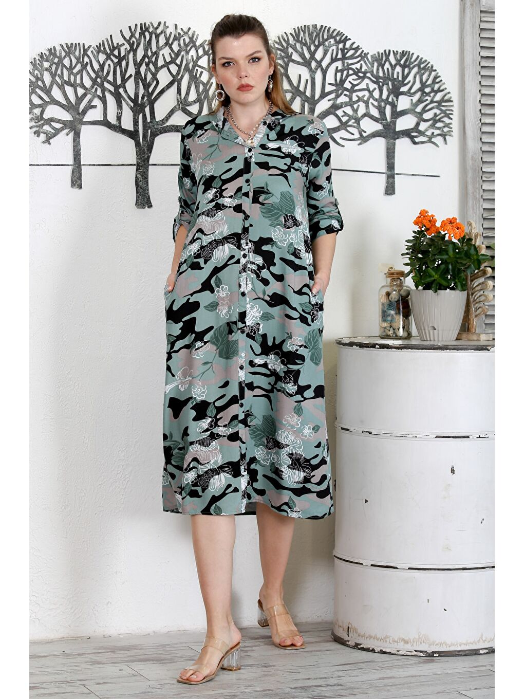 Yeşil Kamuflaj Haki Kapüşonlu Düğmeli Uzun Kollu Gizli Cepli Baskılı Casual Dokuma Elbise-4