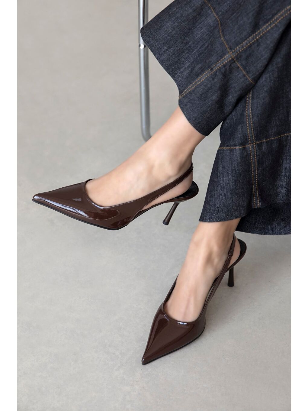 Kahverengi Jeres Kadın Topuklu Rugan Ayakkabı Kahve