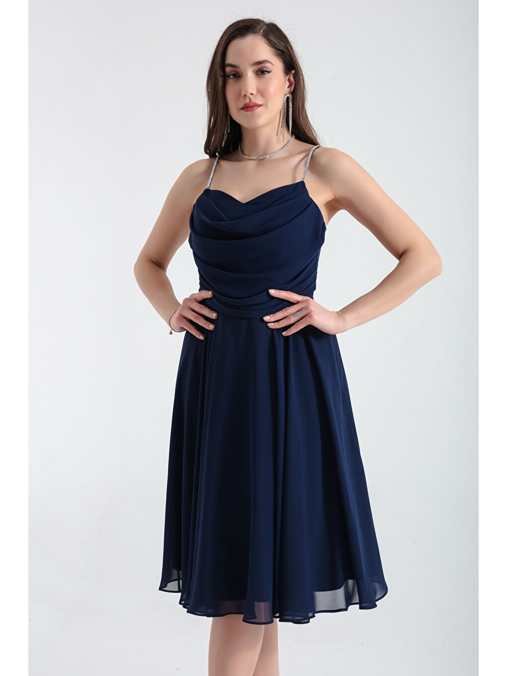 Kadın Lacivert Taş Askılı Midi Abiye Elbise-1