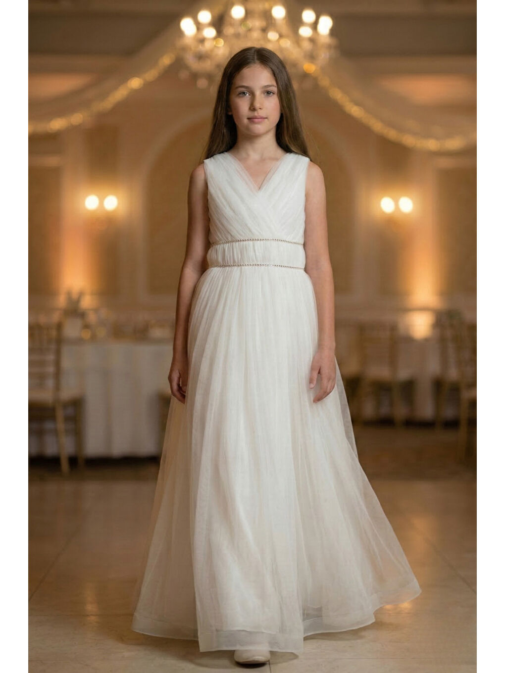 Beyaz Kız Çocuk V Yaka Beli Taş İşleme Detaylı Tüllü Uzun Abiye  ABY2027-1