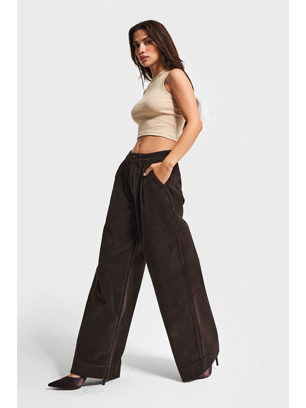 Kadın Kahverengi 26w5-136 Midrise Wide Leg Fit Fitilli Velvet Kadife Kumaş Pantolon-3