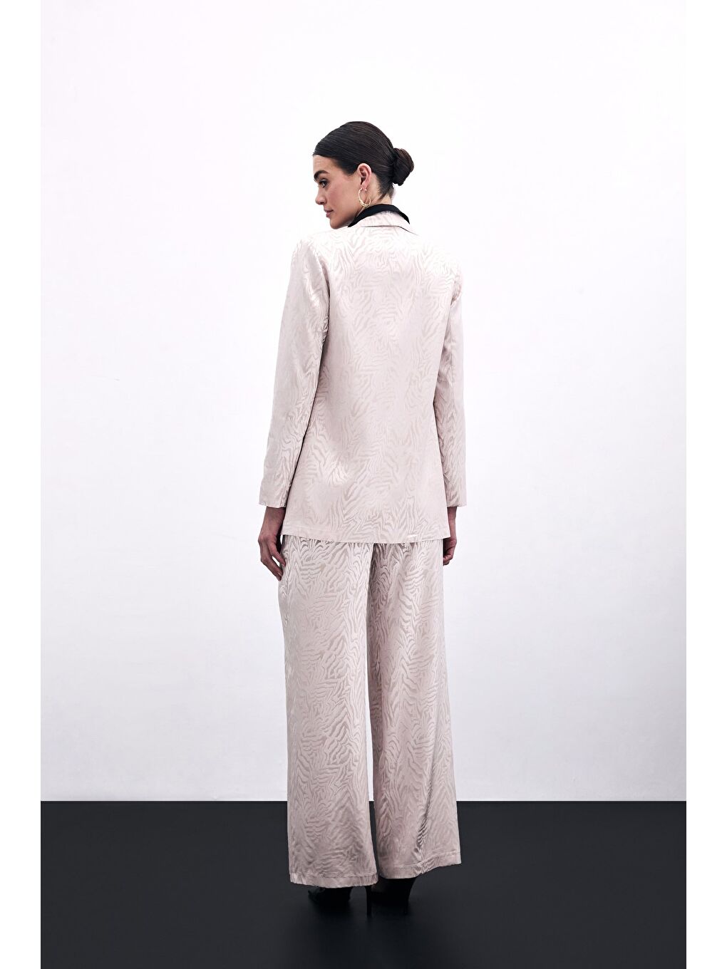 Pembe Zebra Desenli Ceket - Pudra-7