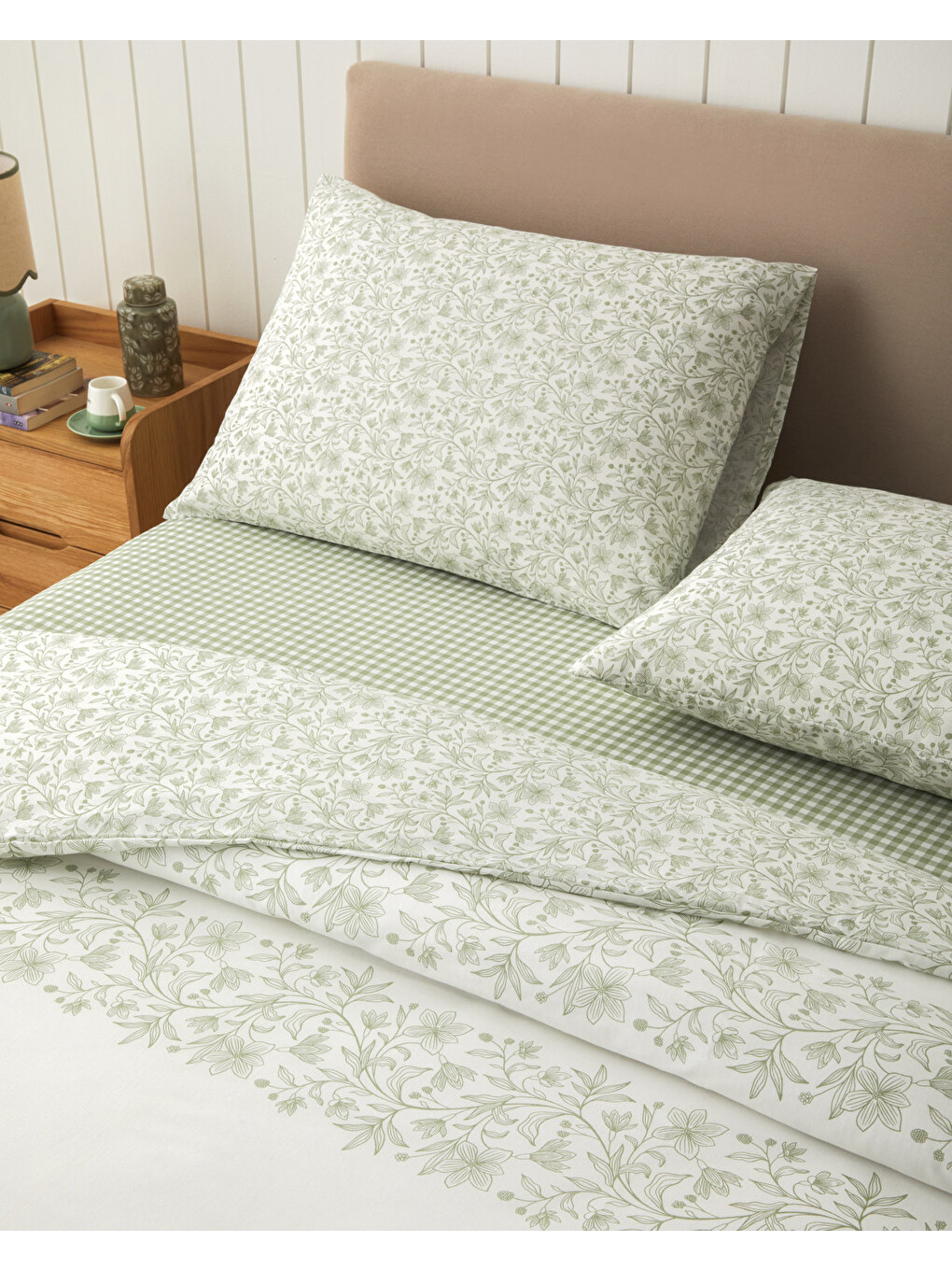 Lillibelle Kolay Ütülenir Çarşaflı Tek Kişilik Nevresim Takımı 160x220 Cm Yeşil-1