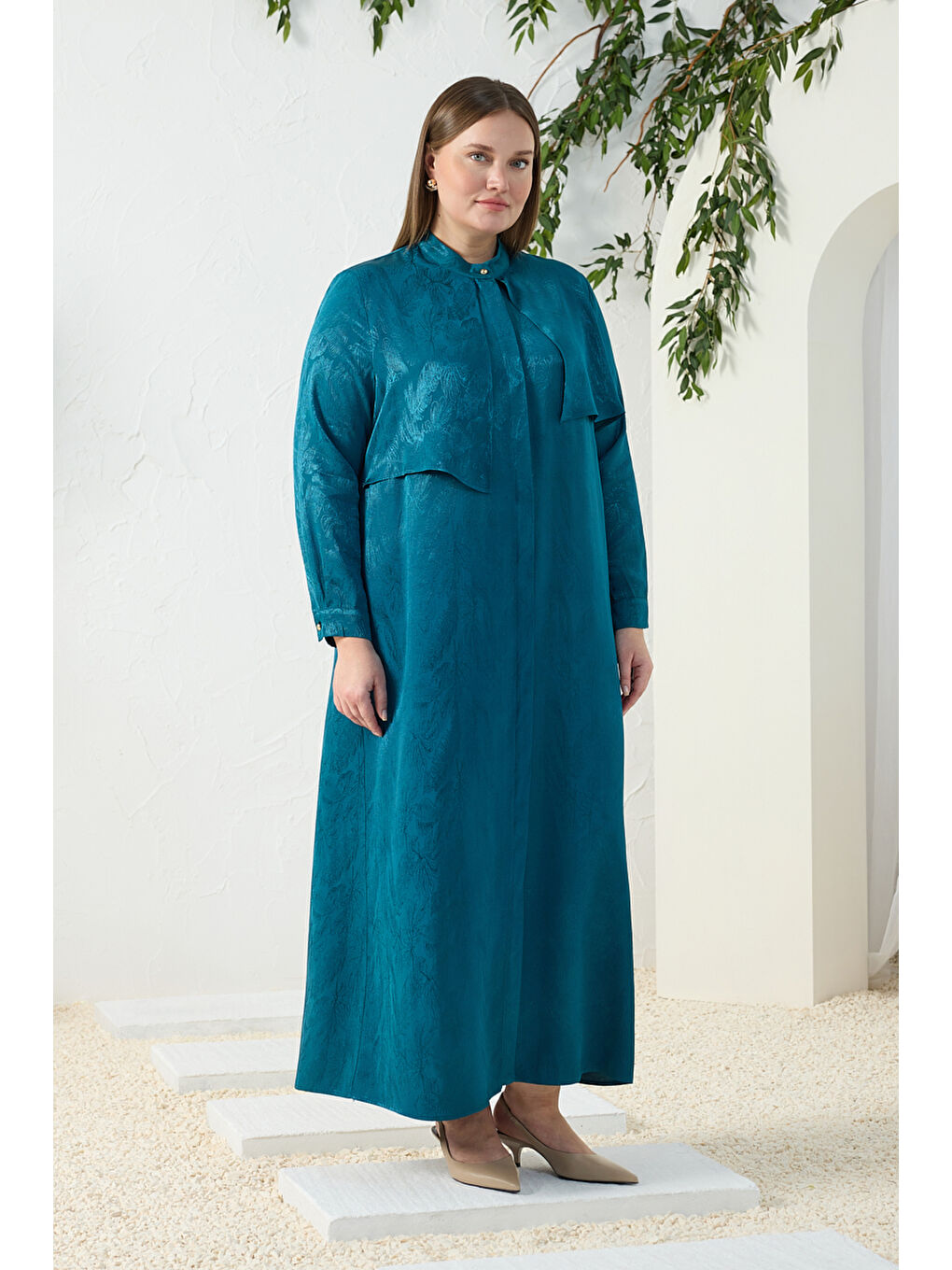 Yeşil Zümrüt Asimetrik Rüzgarlı Ferace-1