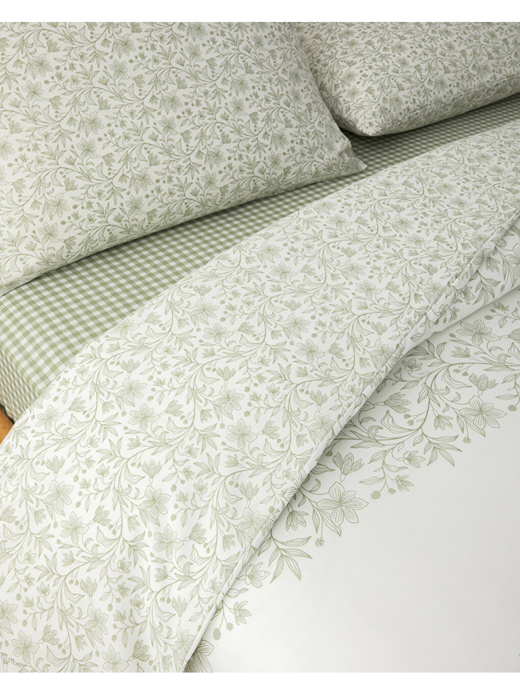 Lillibelle Kolay Ütülenir Çarşaflı Tek Kişilik Nevresim Takımı 160x220 Cm Yeşil-4