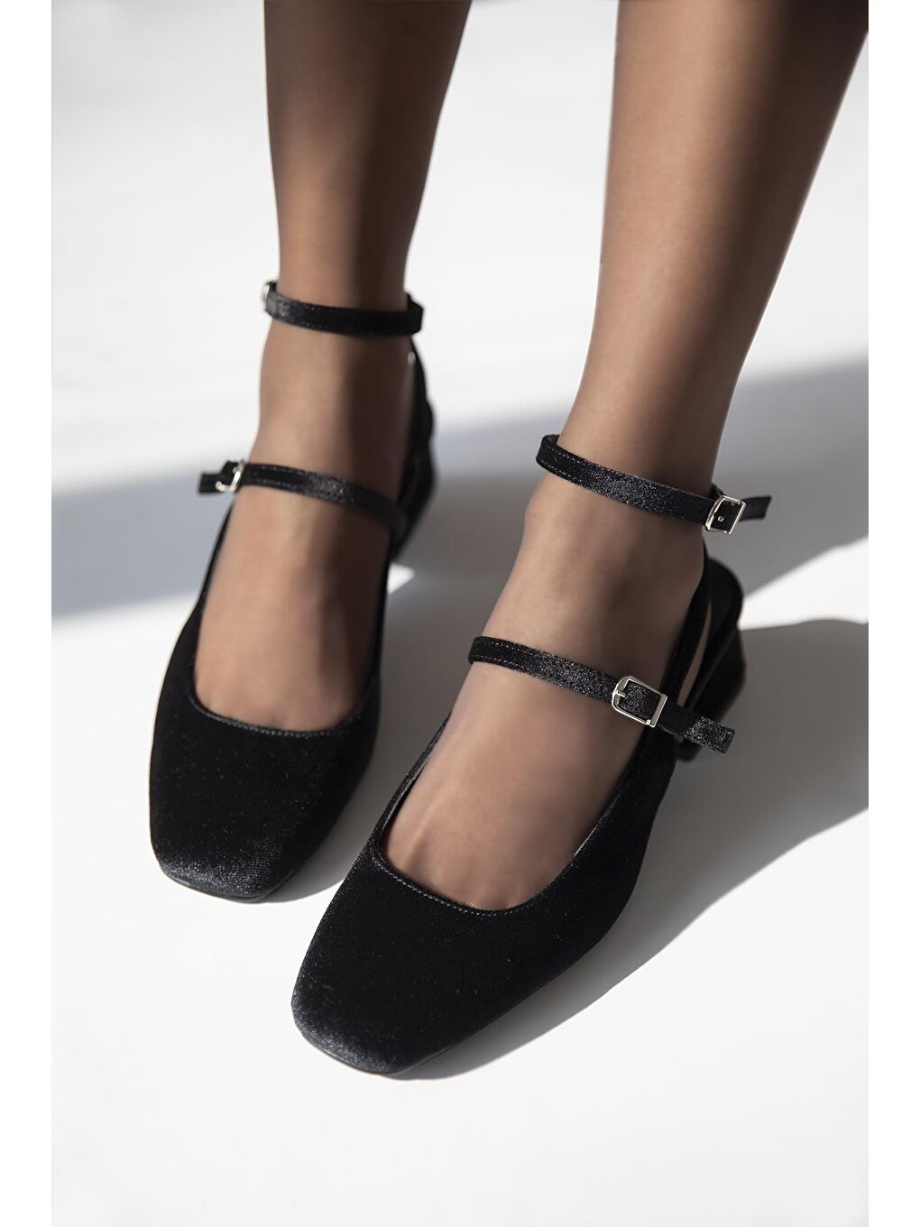 Viola Kadın  Topuklu  Kadife  Ayakkabı Siyah-1