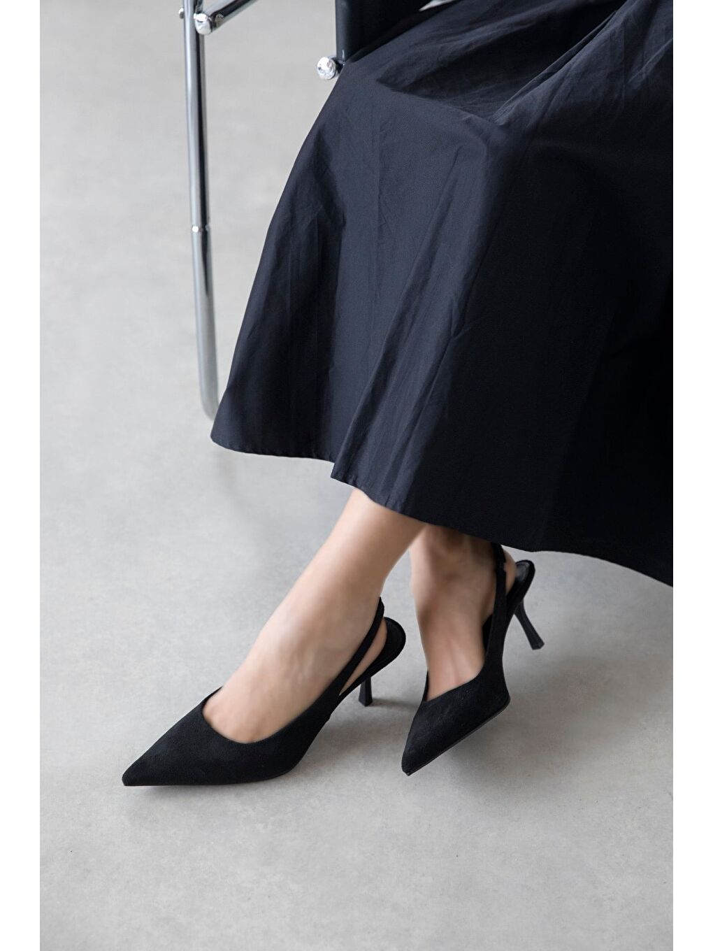 Raye Kadın Topuklu Süet  Ayakkabı Siyah-1