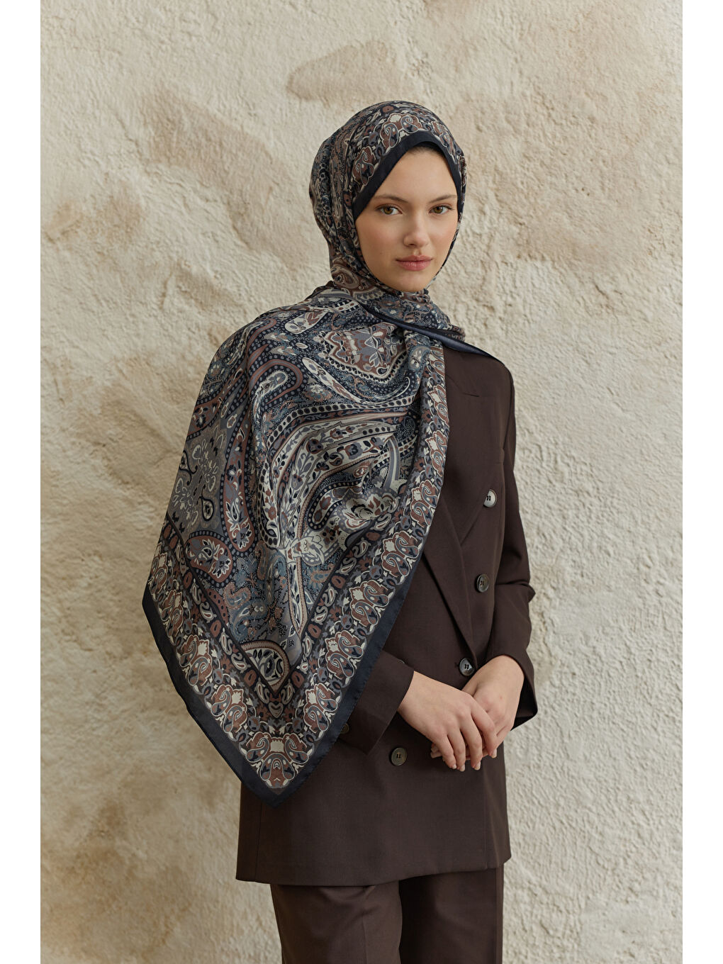 Kahverengi Cupra Prive Desenli Şal Saga Kahve-1