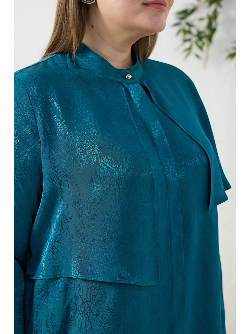 Yeşil Zümrüt Asimetrik Rüzgarlı Ferace-3