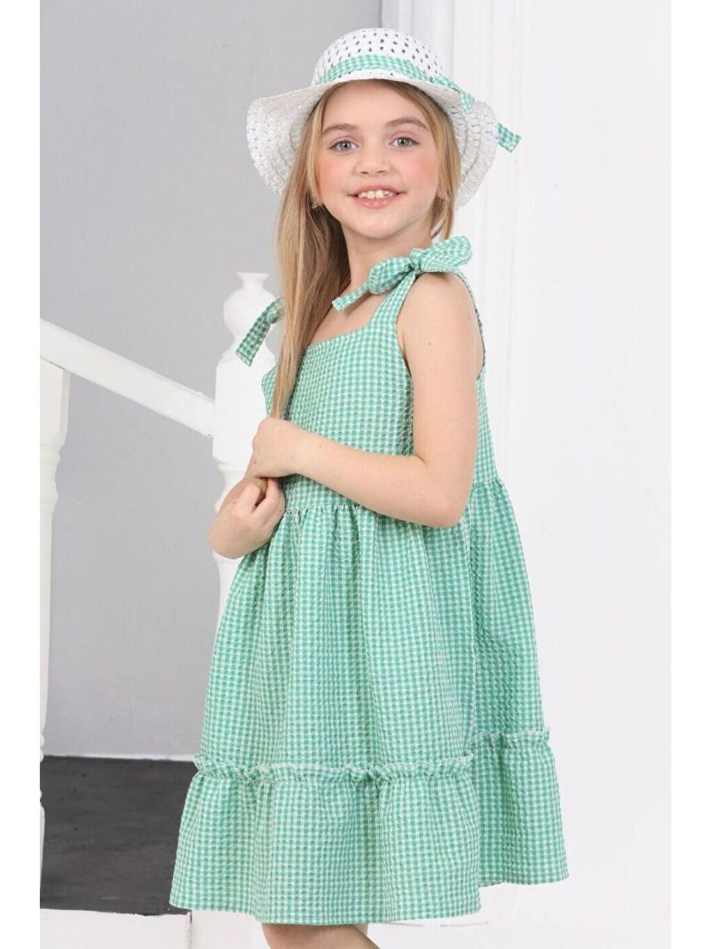Kız Çocuk Yeşil Şapkalı Elbise - 27050