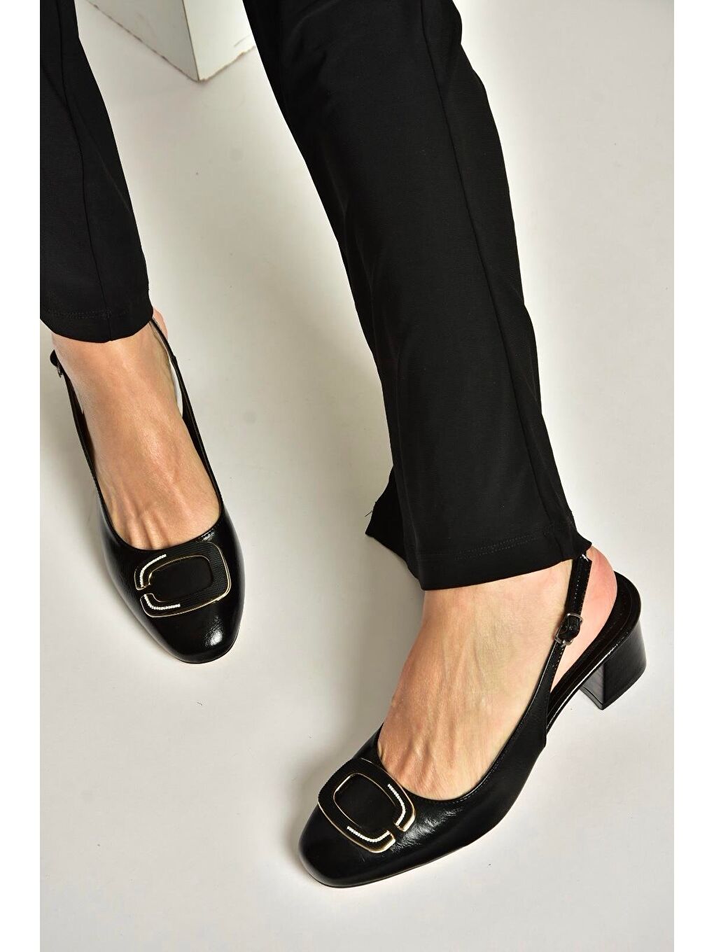 Siyah Kadın Topuklu Ayakkabı Y820310160-2