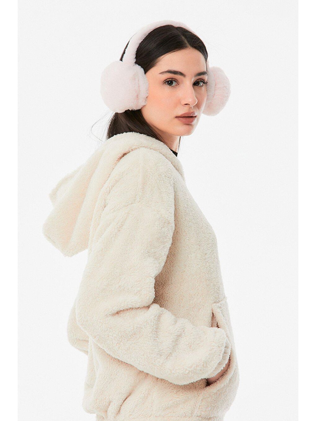 Pembe Pelüş Kulaklık-2