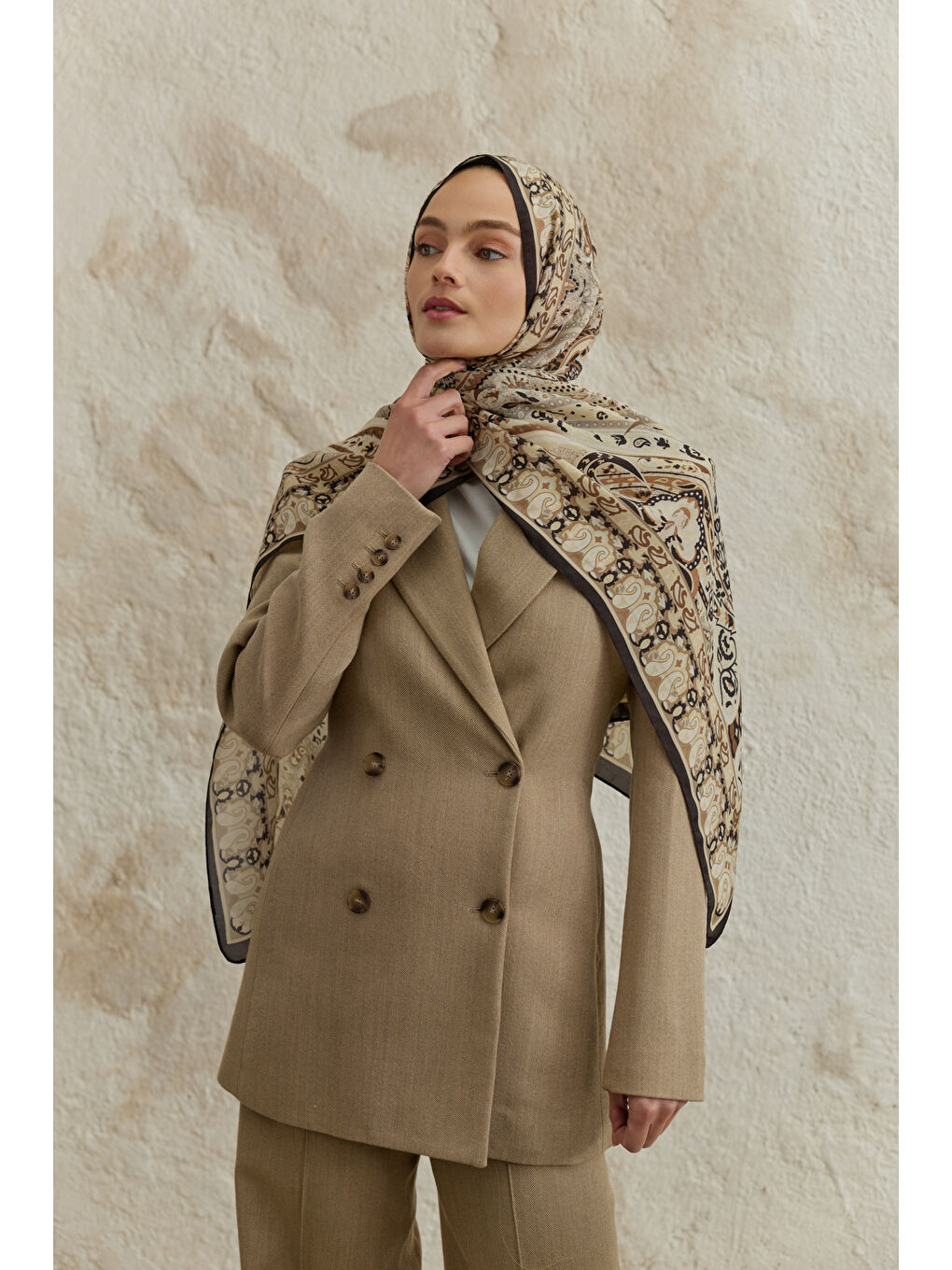Cupra Prive Desenli Şal Saga Bej