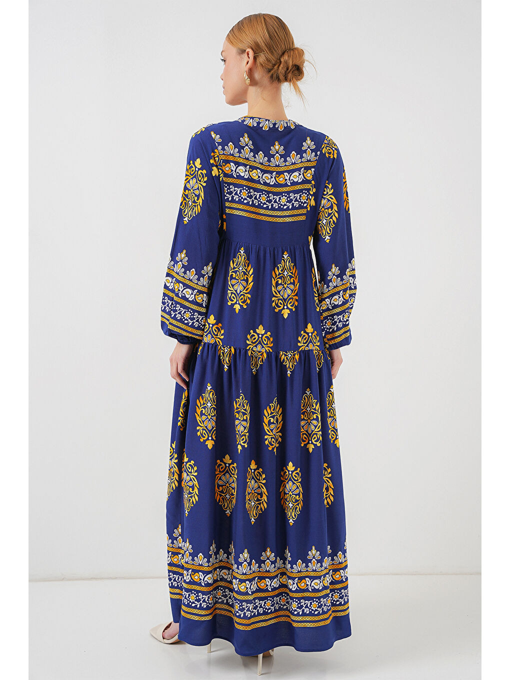 2423 Otantik Desenli Tesettür Elbise - Lacivert 6-5