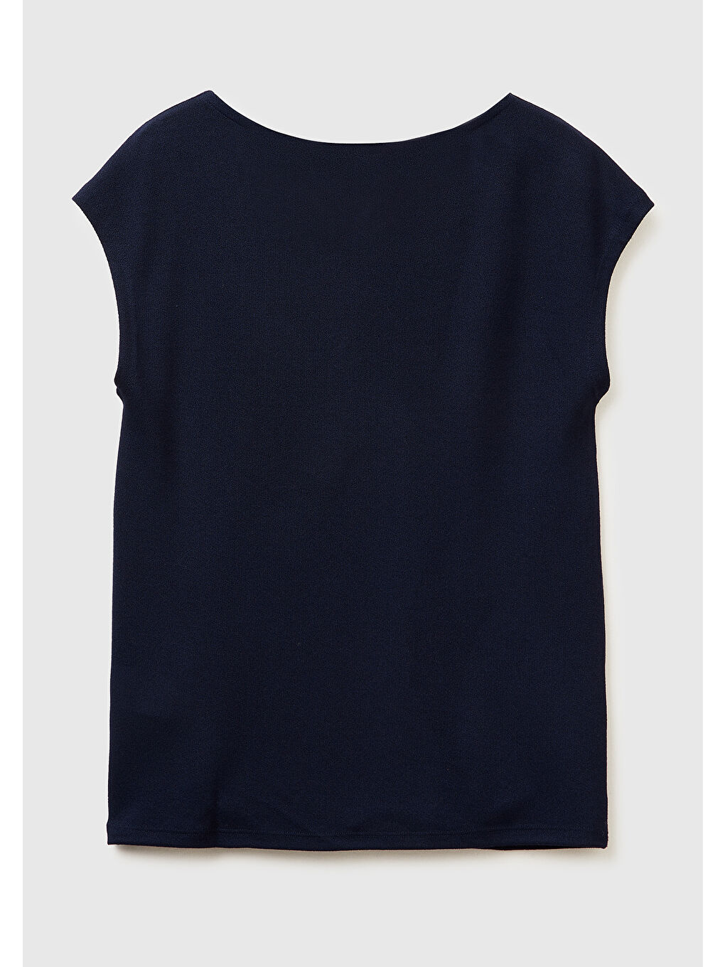 Kadın Lacivert Viskoz Karışımlı Kayık Yaka Kolsuz Üst-3